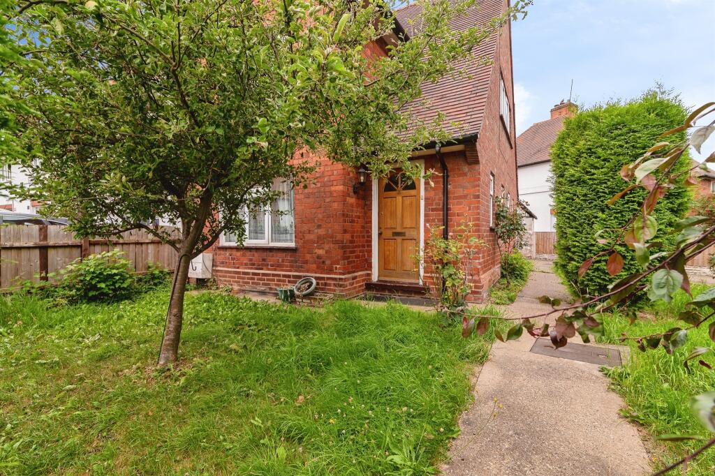 House in Nottingham, Lenton Abbey - View 2
