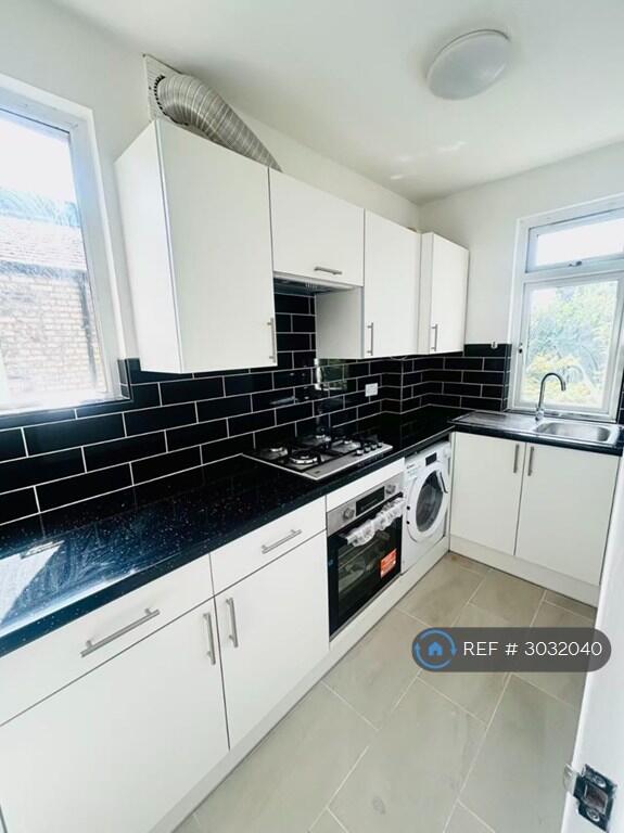 Main image of property: Ravenshurst Avenue, London, NW4