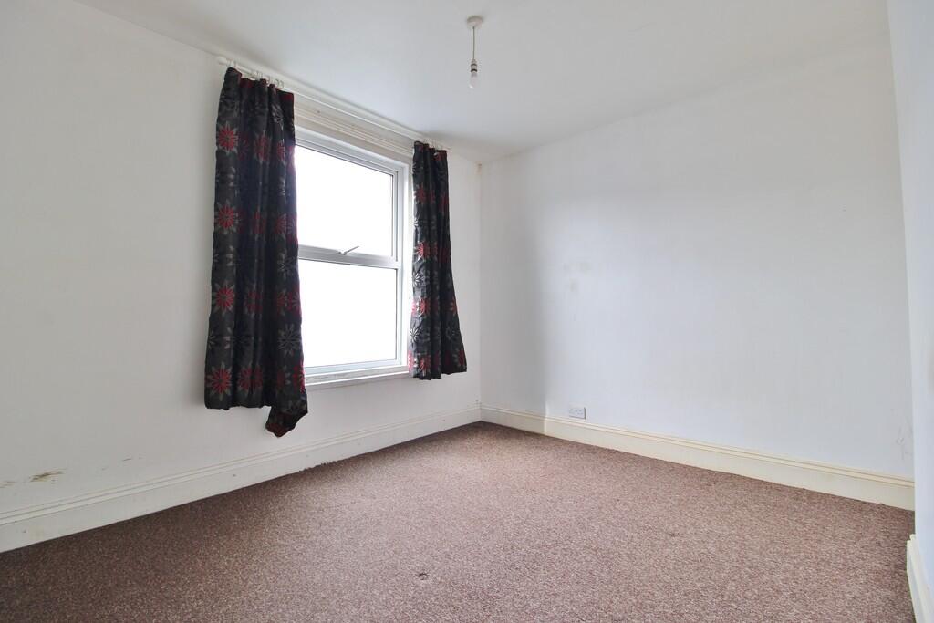 House in Portsmouth - View 4
