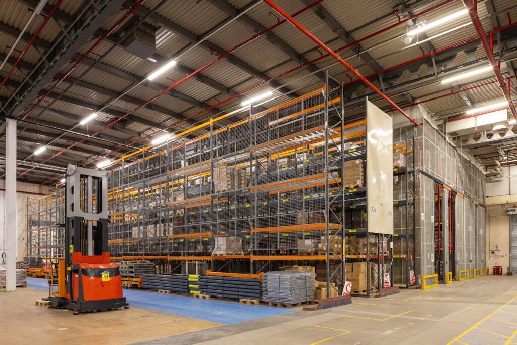 Additional image 4 of Unit 2, HFC Prestige Manufacturing, Wallisdown Road, Bournemouth, BH11 8PL