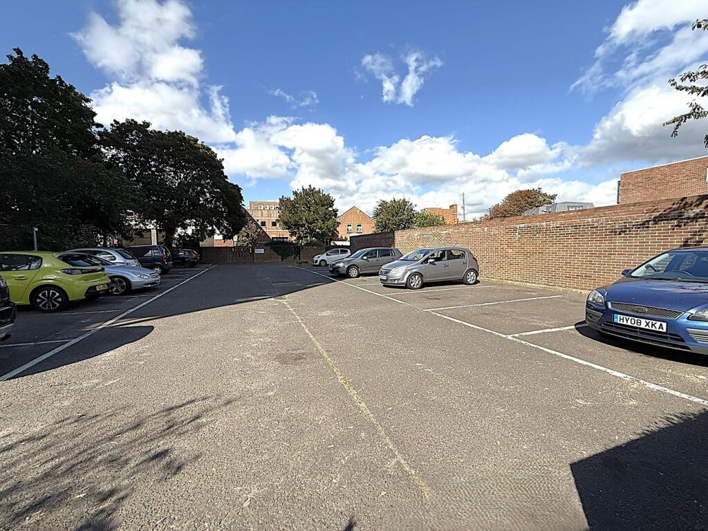 Apartment in Poole, Old Town - More