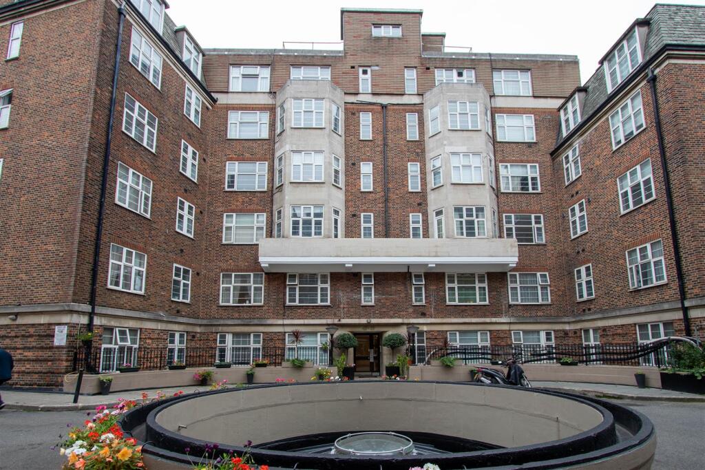 Apartment in London - View 2