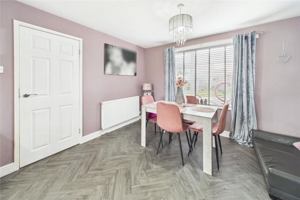 House in Stockton-on-Tees - View 3