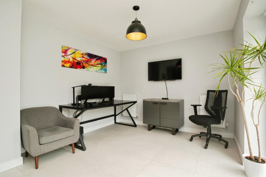 House in Newport, Llanwern - View 6
