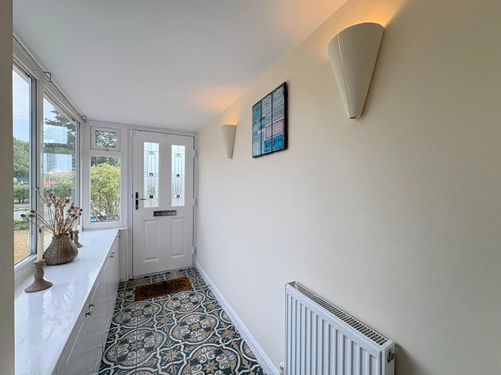 House in Sefton, Lydiate - More