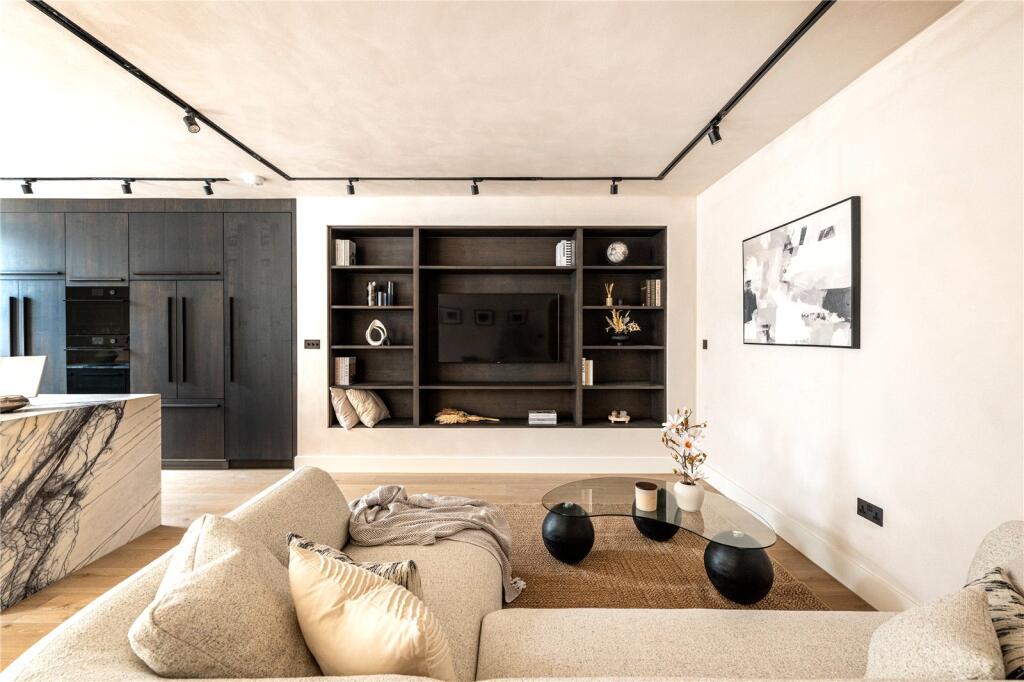 House in London - View 5