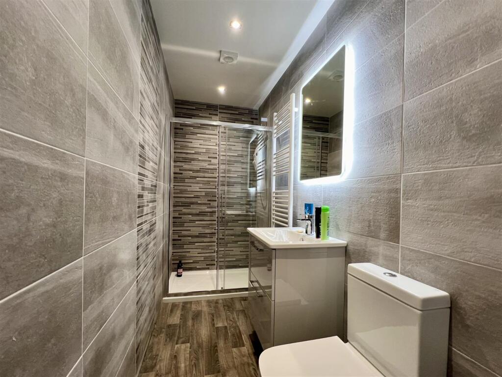 House in Newcastle upon Tyne - More