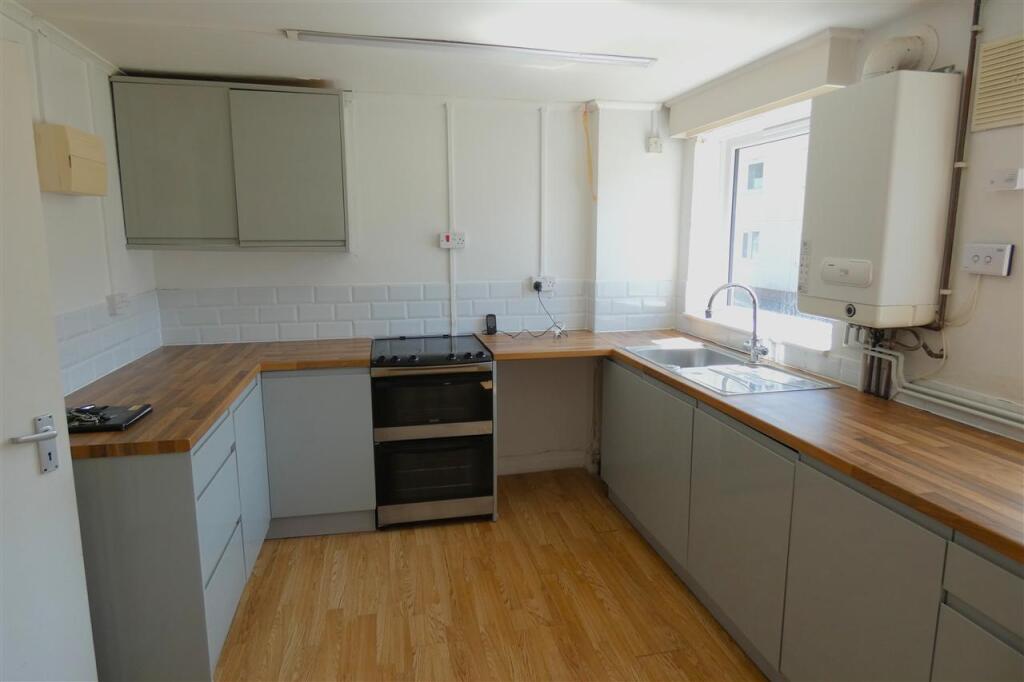 Apartment in Swansea