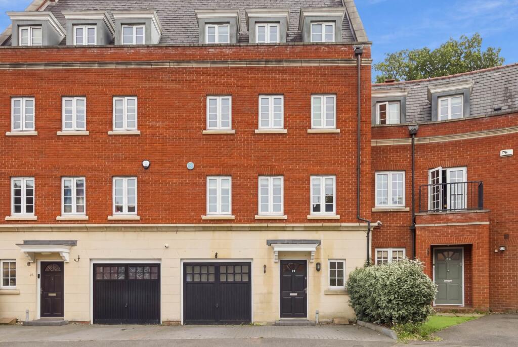 Main image of property: Osborne Heights, Brentwood - Clements Park