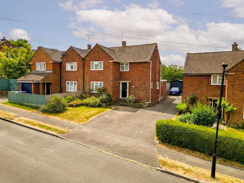 Main image of property: New Road, Princes Risborough, HP27