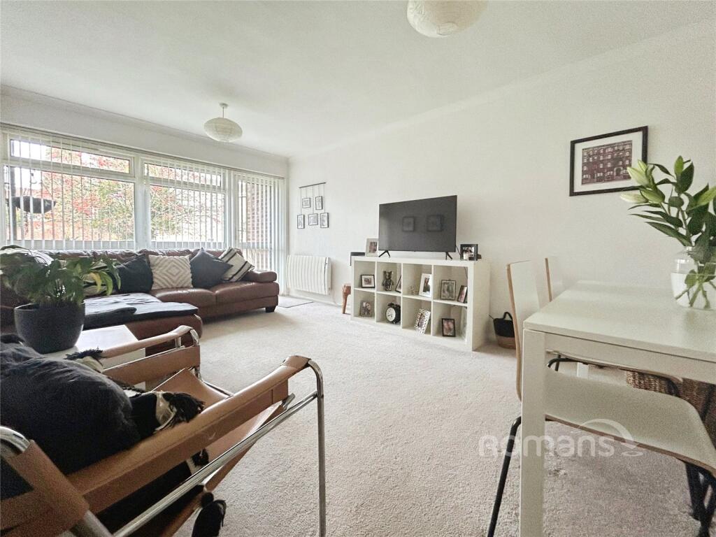 Main image of property: Croxley Rise, Maidenhead, Berkshire