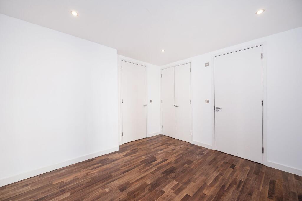 Apartment in London - View 3