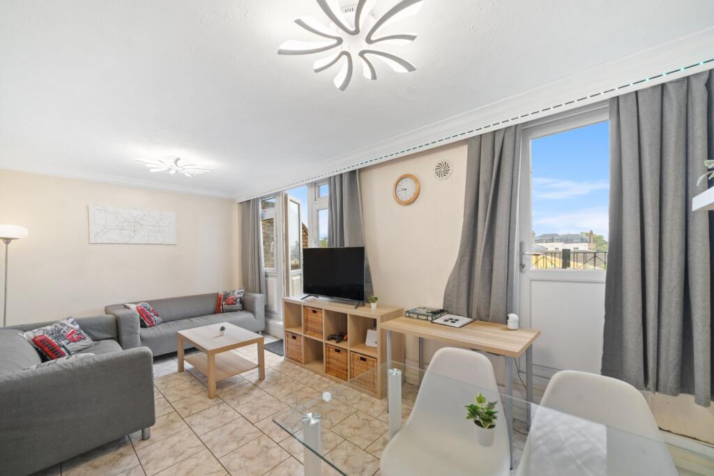 Apartment in London - View 2