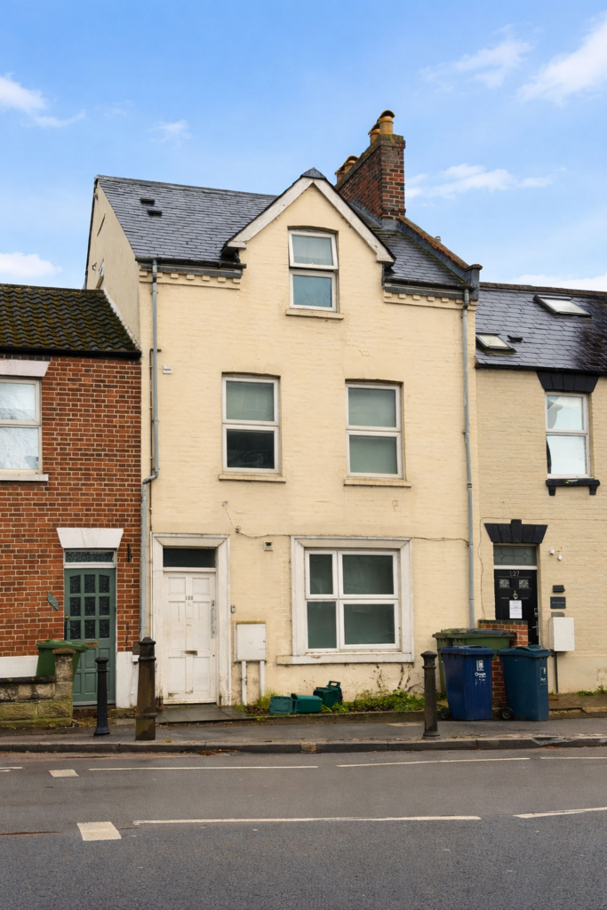 Main image of property: 125 Botley Road, Oxford, OX2