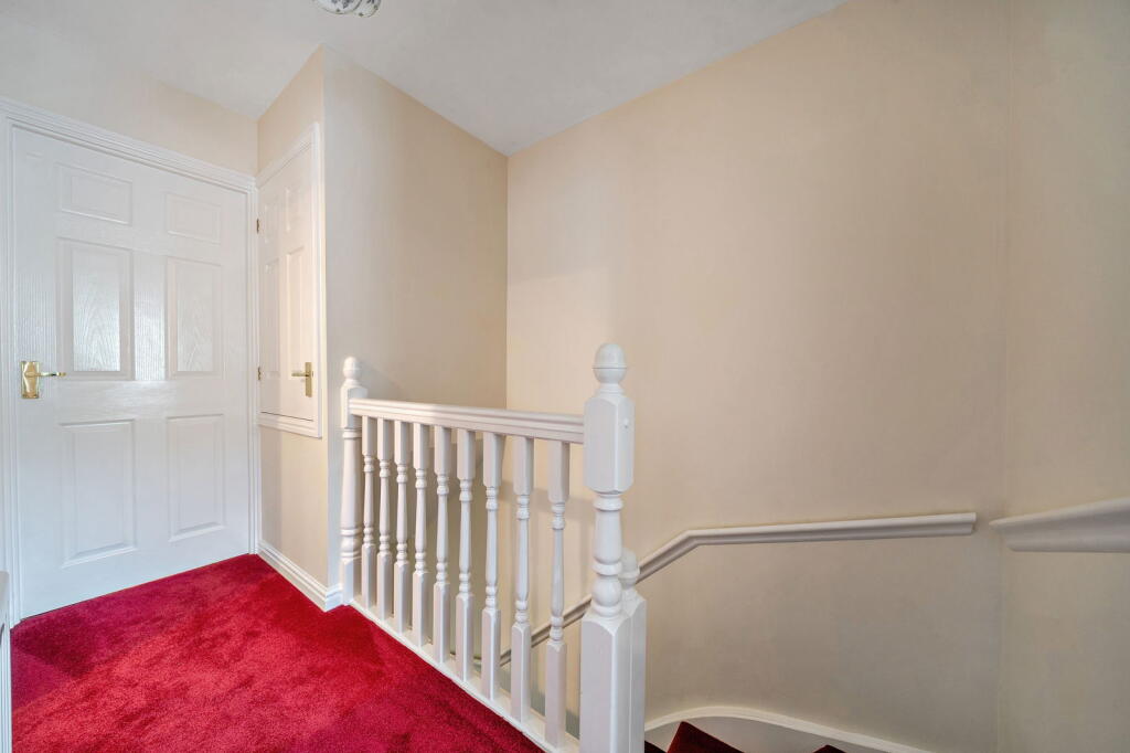 House in Basingstoke and Deane, Basingstoke - More