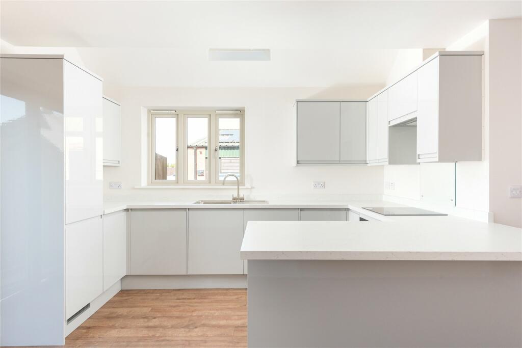 Main image of property: Cuckoo Hill Farm, Castlethorpe Road, Hanslope, Milton Keynes, Buckinghamshire, MK19