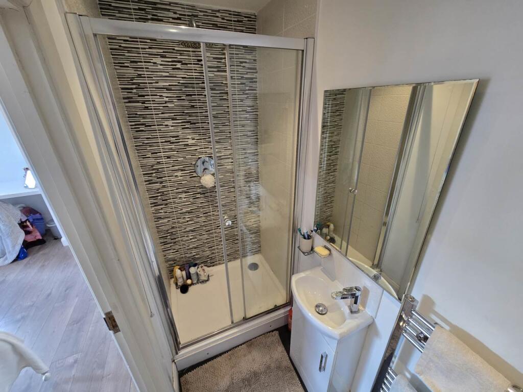 House in Cardiff - View 5