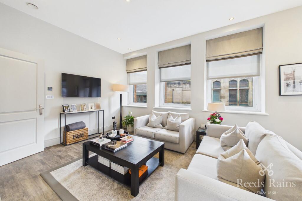 Apartment in Manchester - View 5
