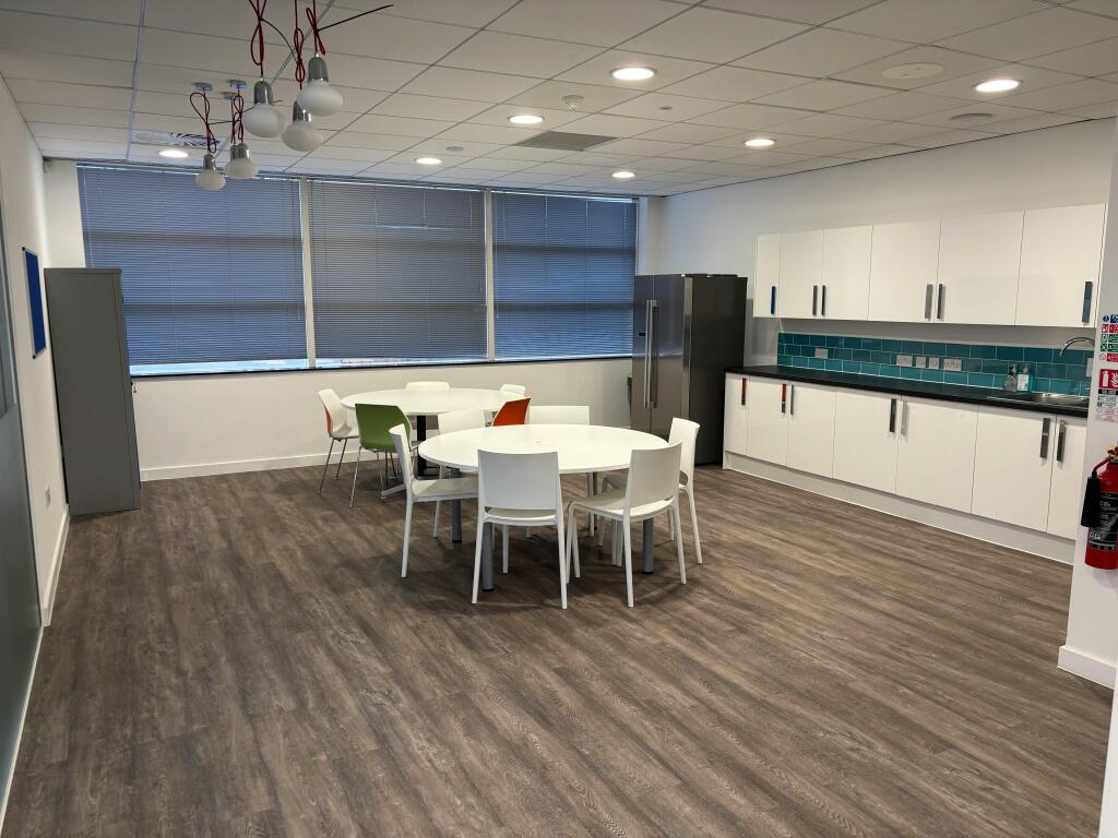 Suite 1