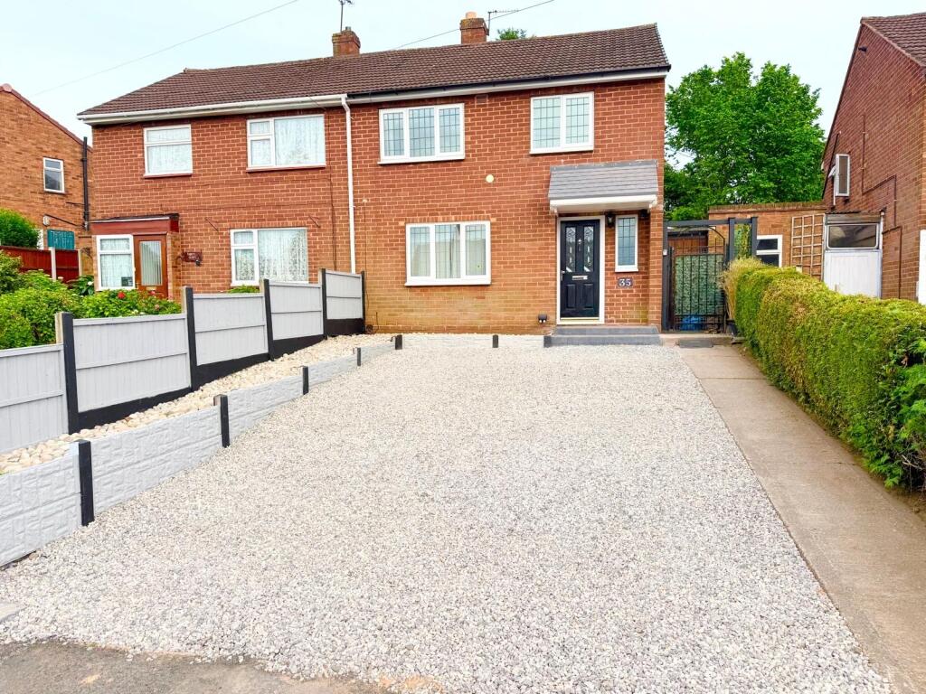 Main image of property: HAYES ROAD, TELFORD, TF1 2JJ