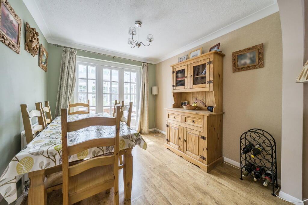 House in Basingstoke and Deane, Chineham - View 5