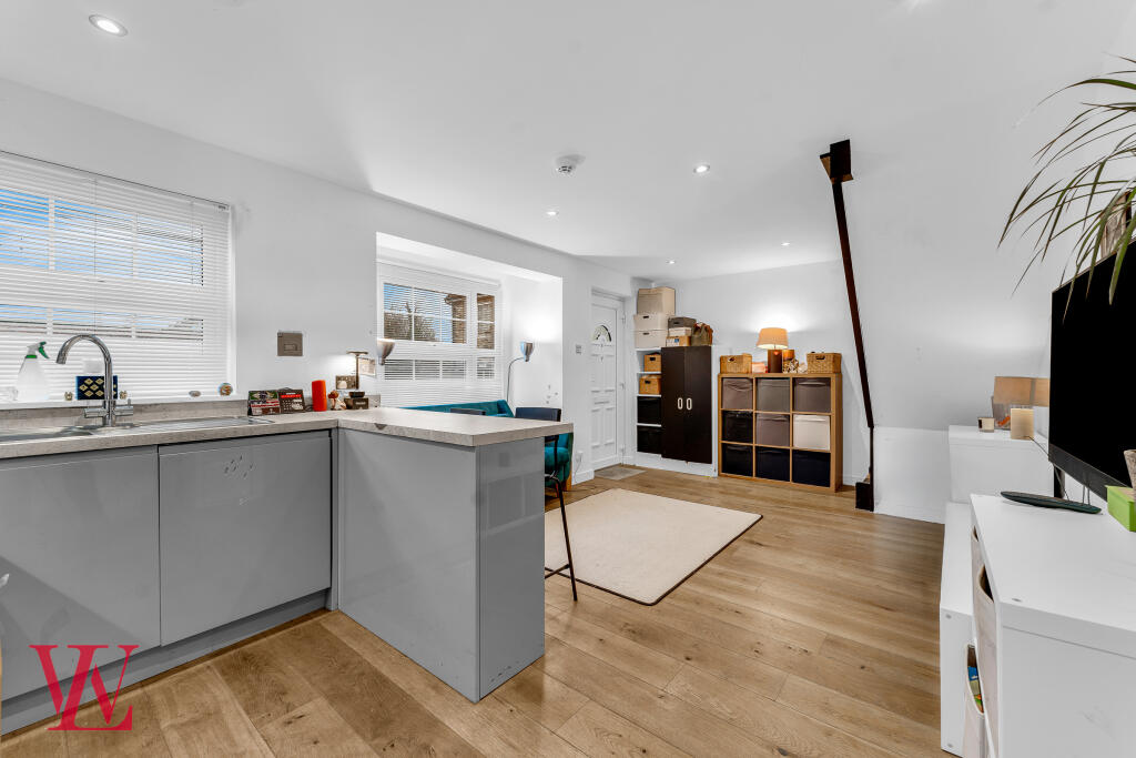 4 Bakers Court photo 4