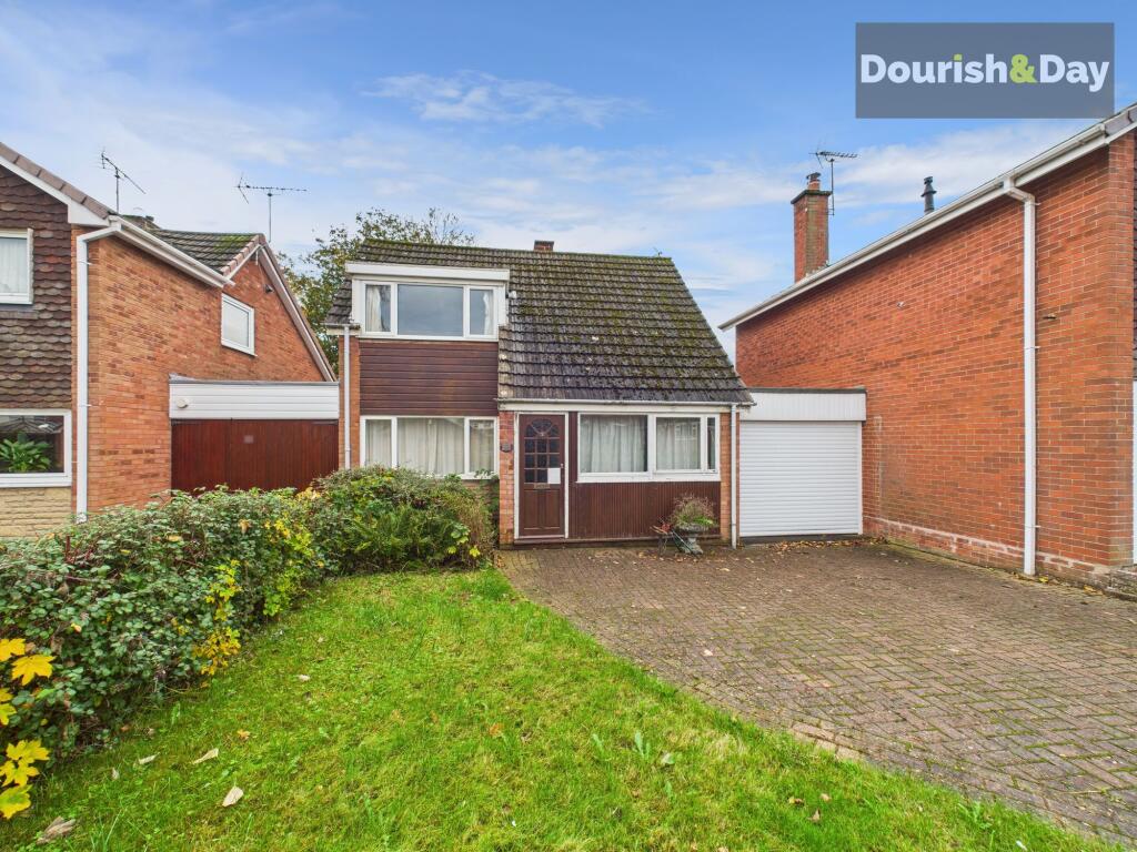 3-bed detached on Fairoak Avenue, Stafford, ST16, £189,000