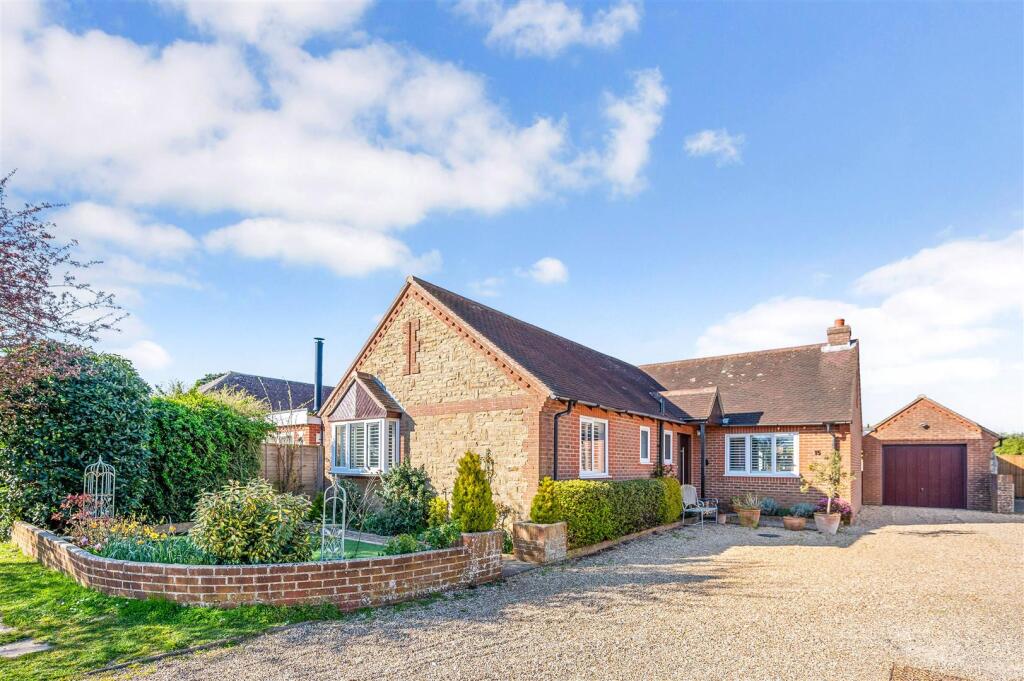 Main image of property: Holmwood Close, West Wittering, Chichester