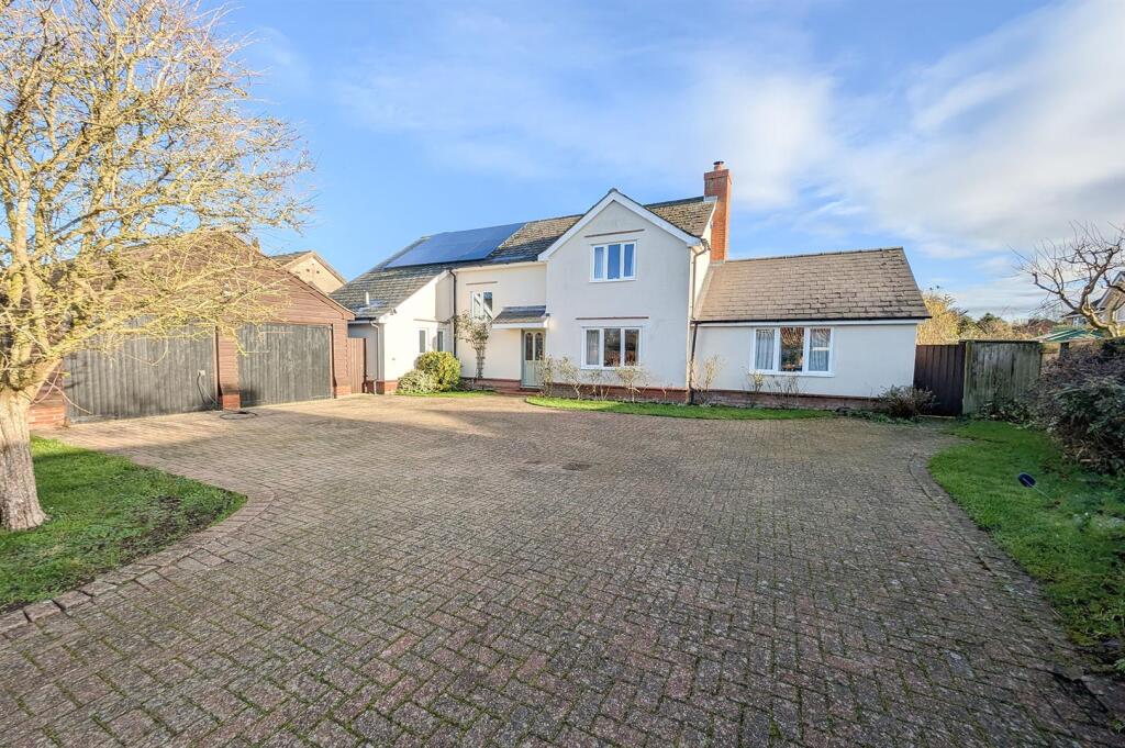 Main image of property: Spicers Close, West Wratting, Cambridge