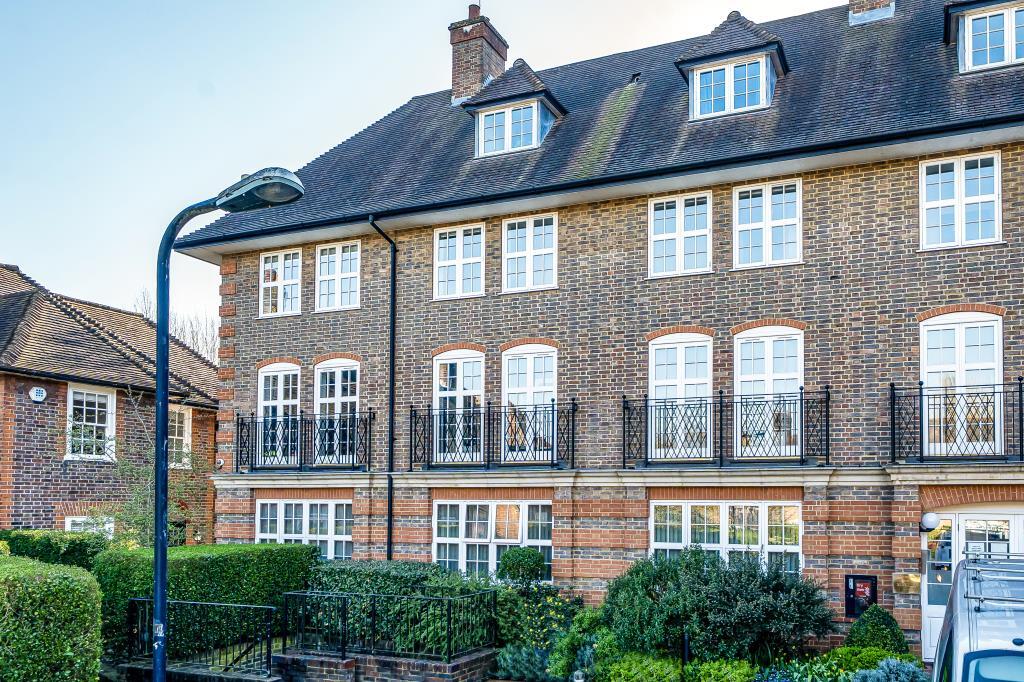 Main image of property: Heathview Court, Hampstead, NW11