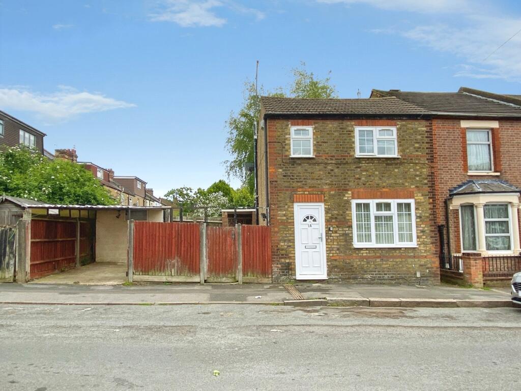 Main image of property: Benskin Road, Watford, Hertfordshire, WD18
