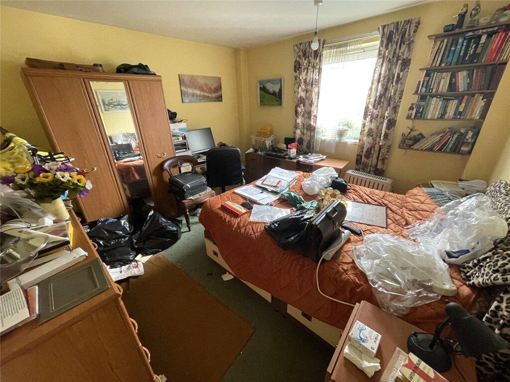 Apartment in Milton Keynes - More