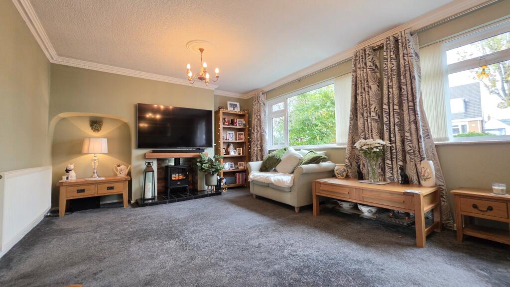 Clos Cromwell, Rhiwbina, Cardiff photo 2
