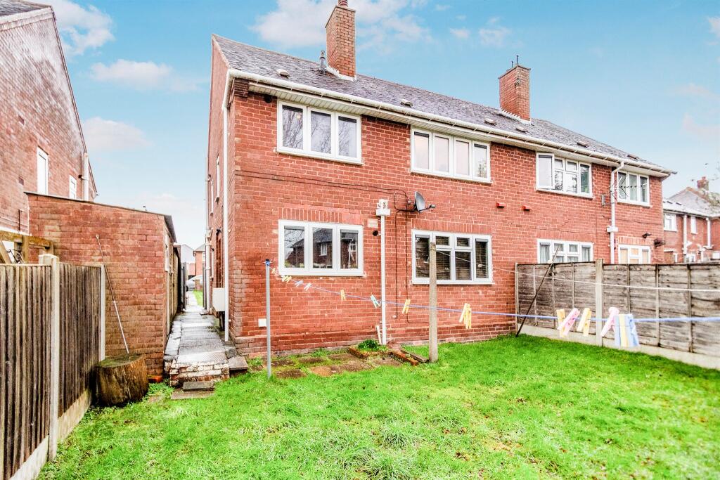 Wolmer Road, Ashmore Park, Wolverhampton - View 2