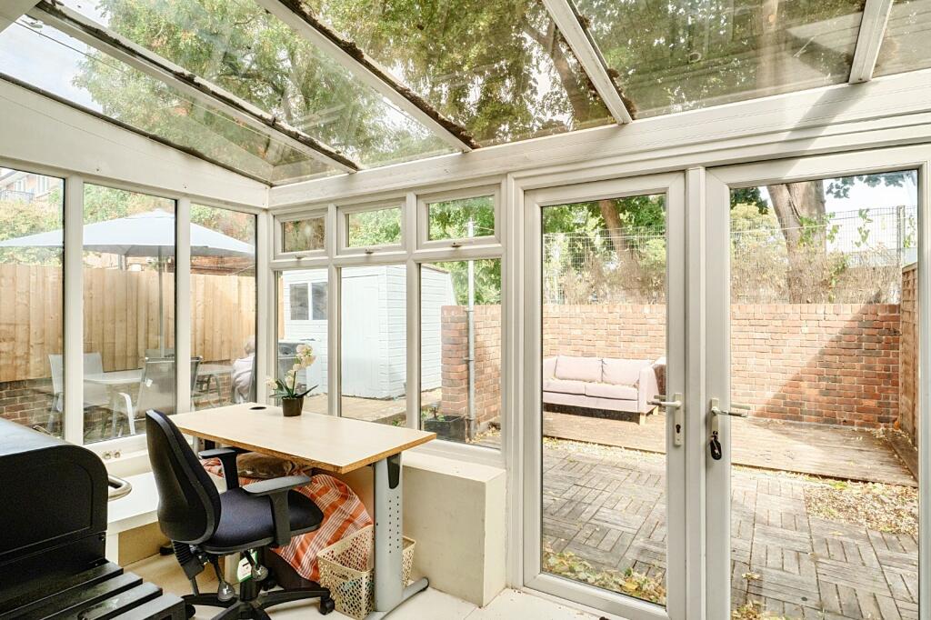 Langdale Close, London, SE17 - View 4