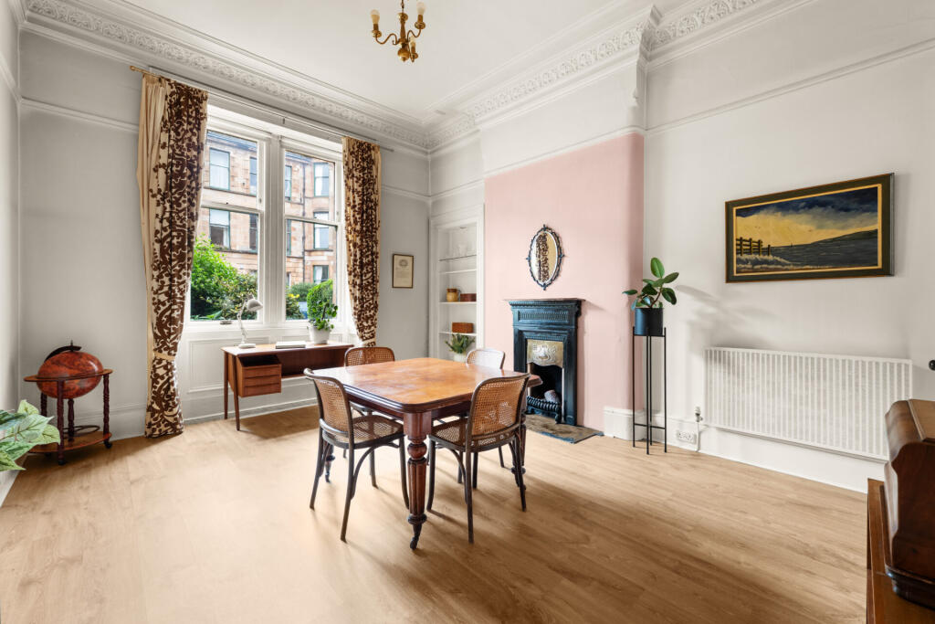 Apartment in Glasgow - More