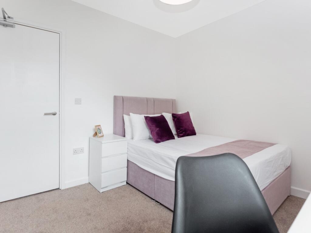 4 bedroom terraced house for rent
