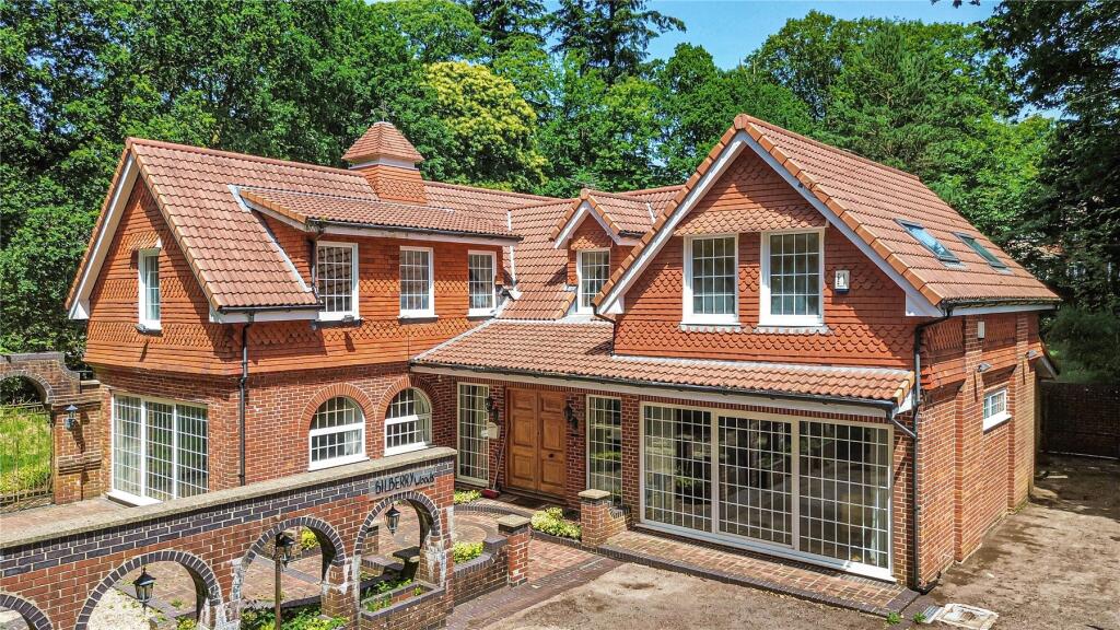 Main image of property: Moorlands Close, Hindhead, Surrey, GU26