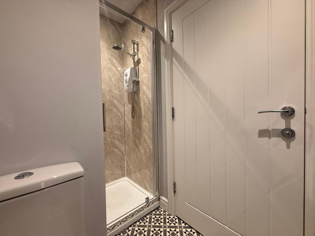 Apartment in Tonbridge - View 4