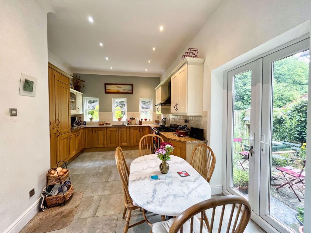 House in Bridgend - View 4