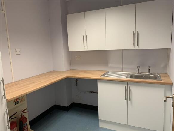 Middle Suite - Kitchen