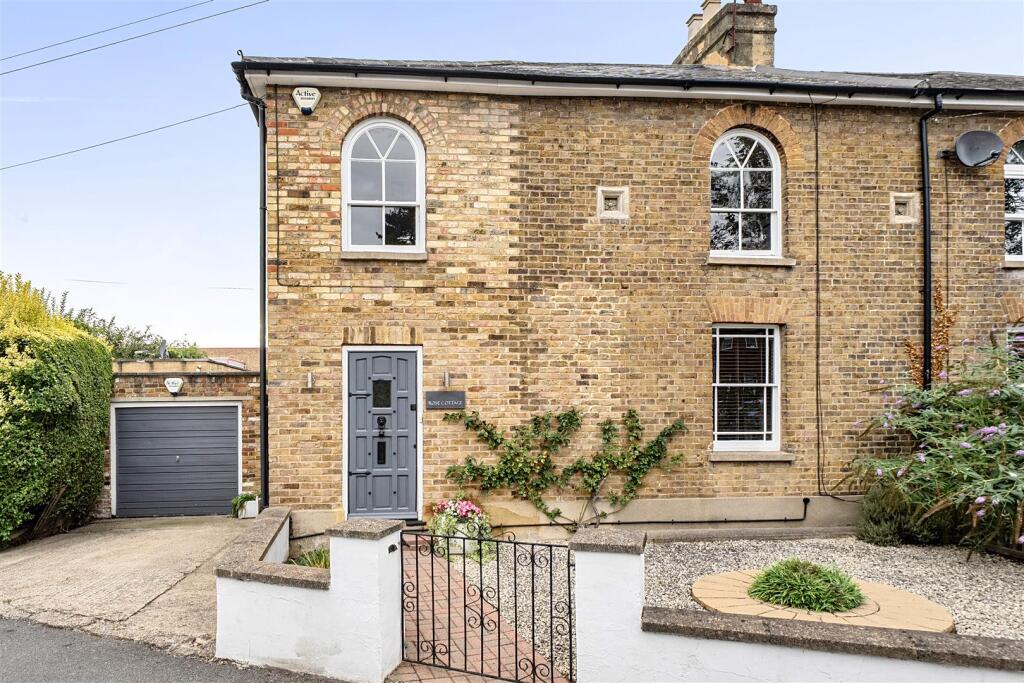 Main image of property: Oldfield Road, Maidenhead, SL6