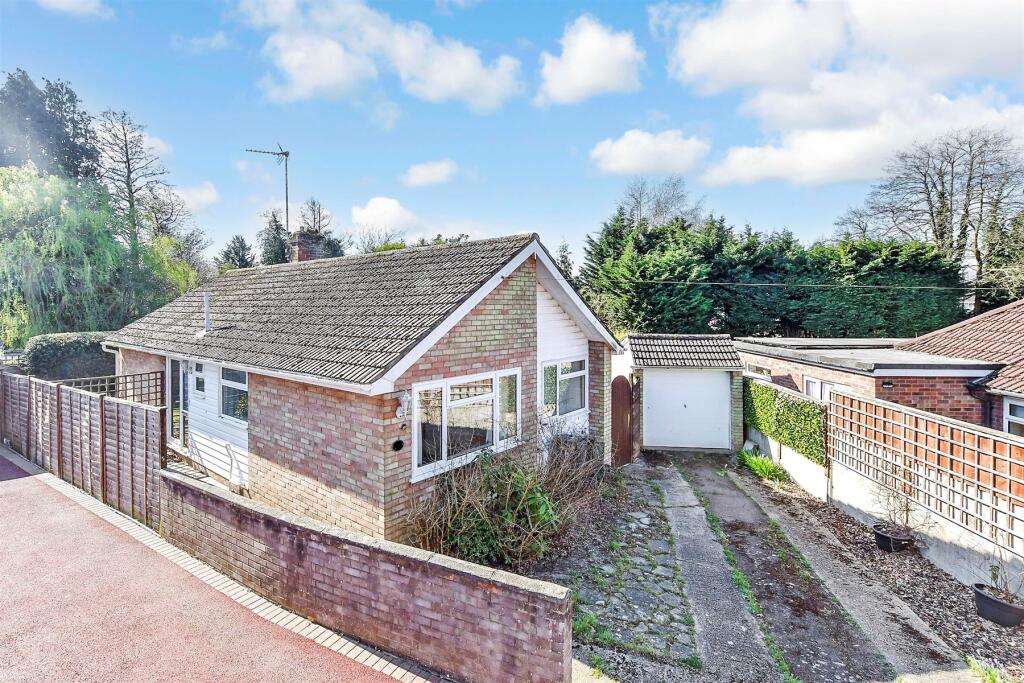 Tabret Close, Kennington, Ashford, Kent photo 2