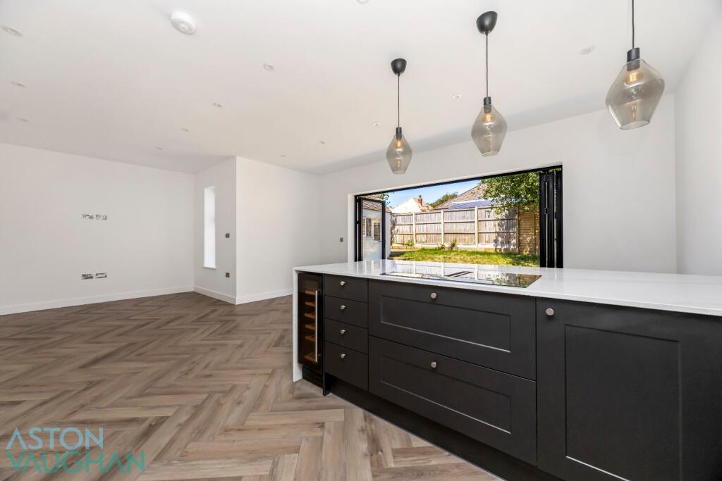 House in Hove, West Blatchington - View 4