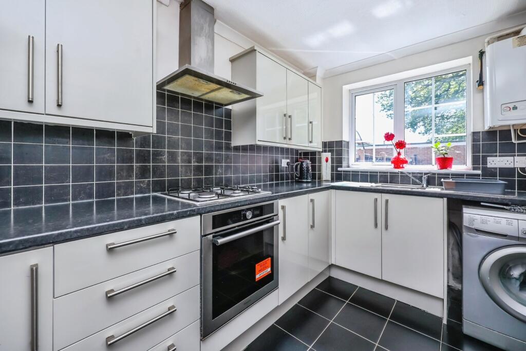 House in Ashfield, Nabbs, Hucknall - More
