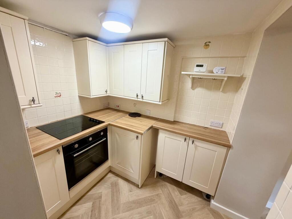 Apartment in Newcastle upon Tyne - View 3
