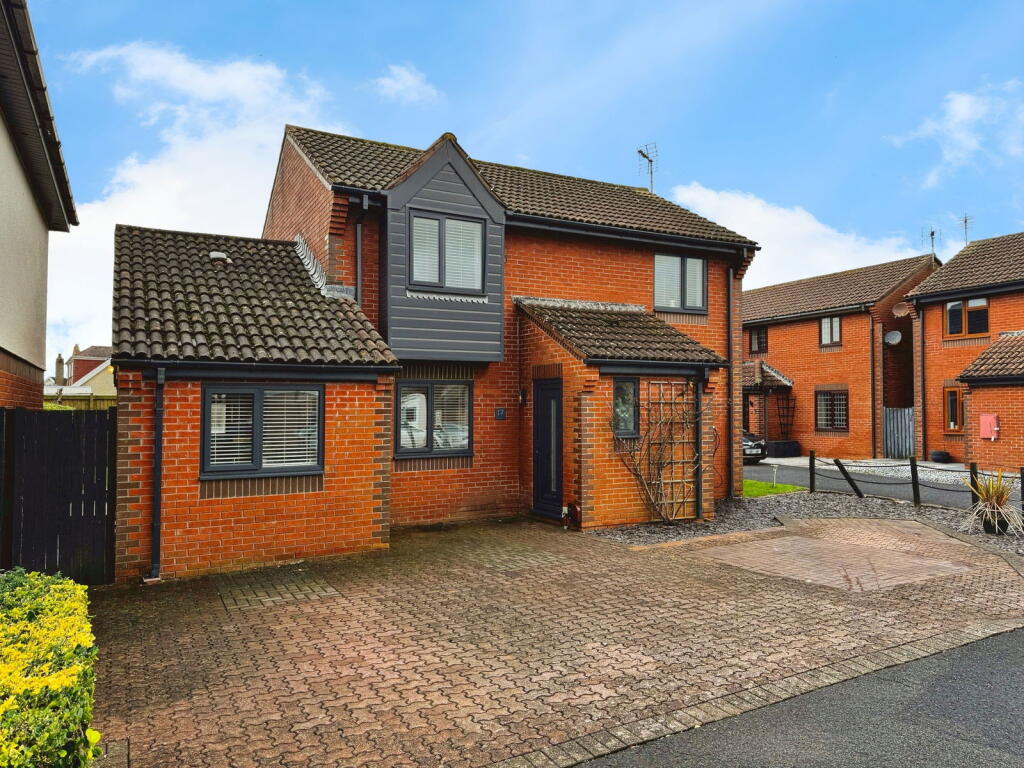 Main image of property: Laleston Close, Nottage, Porthcawl, CF36 3HW