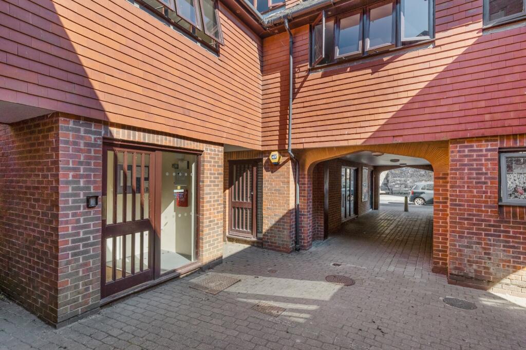 34-36 Cliffe High Street, Lewes, East Sussex, BN7 - View 6