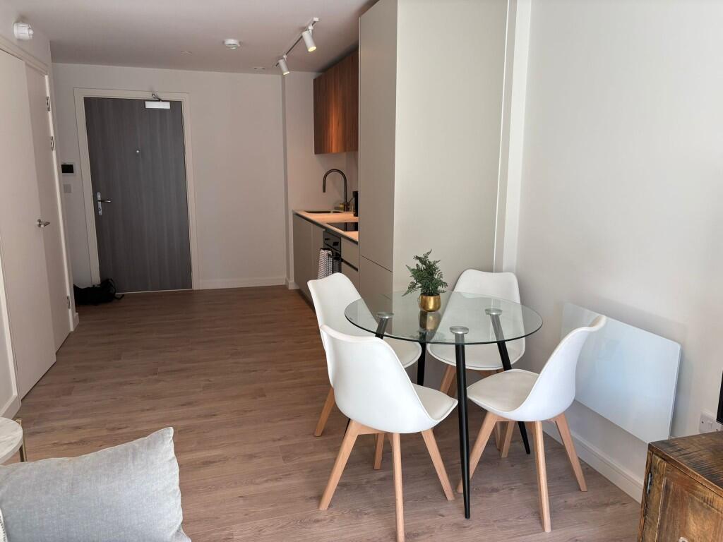 1 bedroom apartment for rent