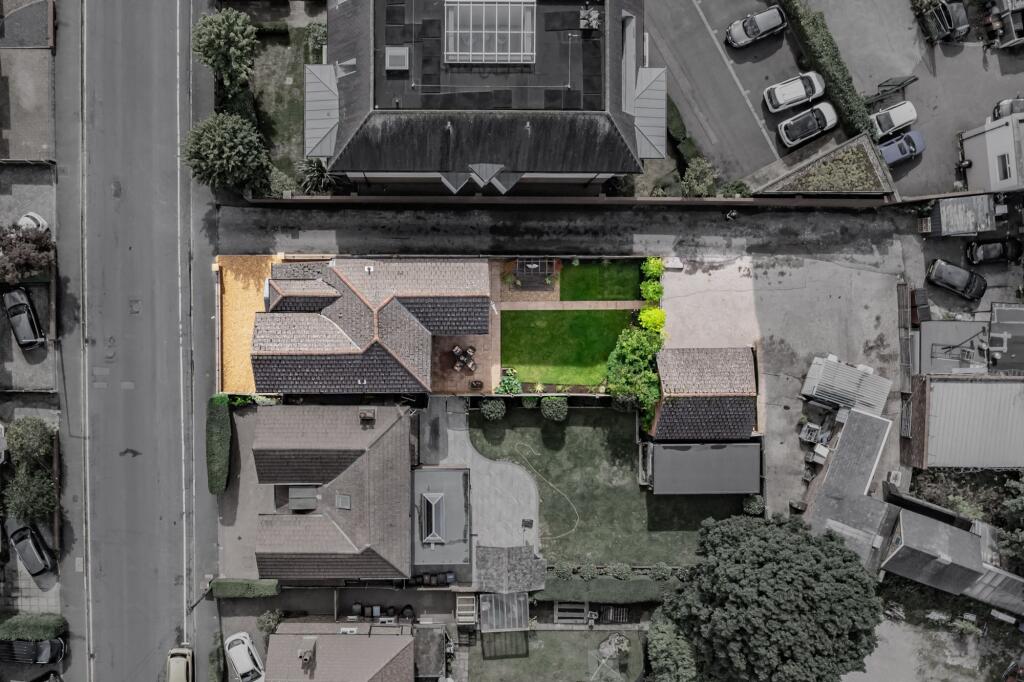 House in Stockport - View 4